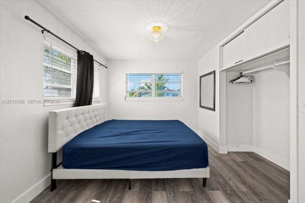1031 NW 202nd St , Miami Gardens, FL 33169 Photo
