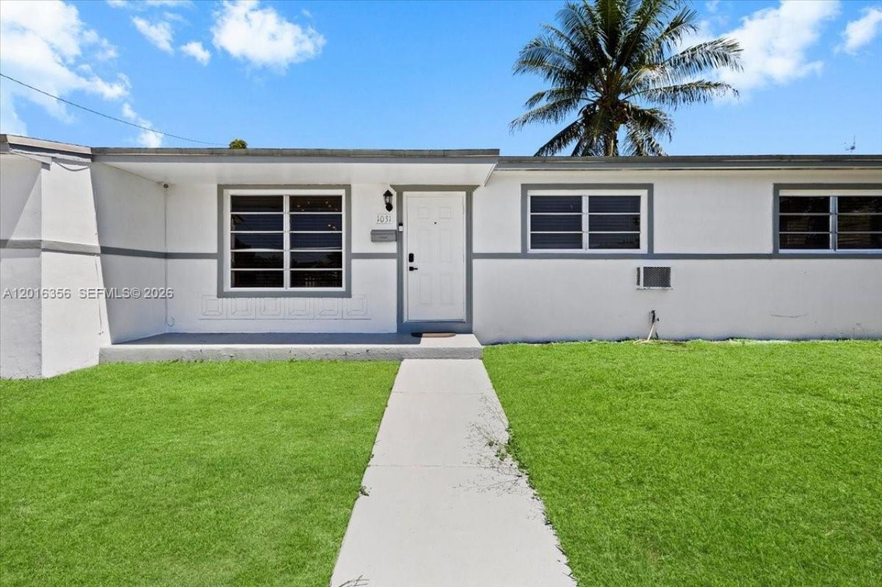1031 NW 202nd St , Miami Gardens, FL 33169 Photo