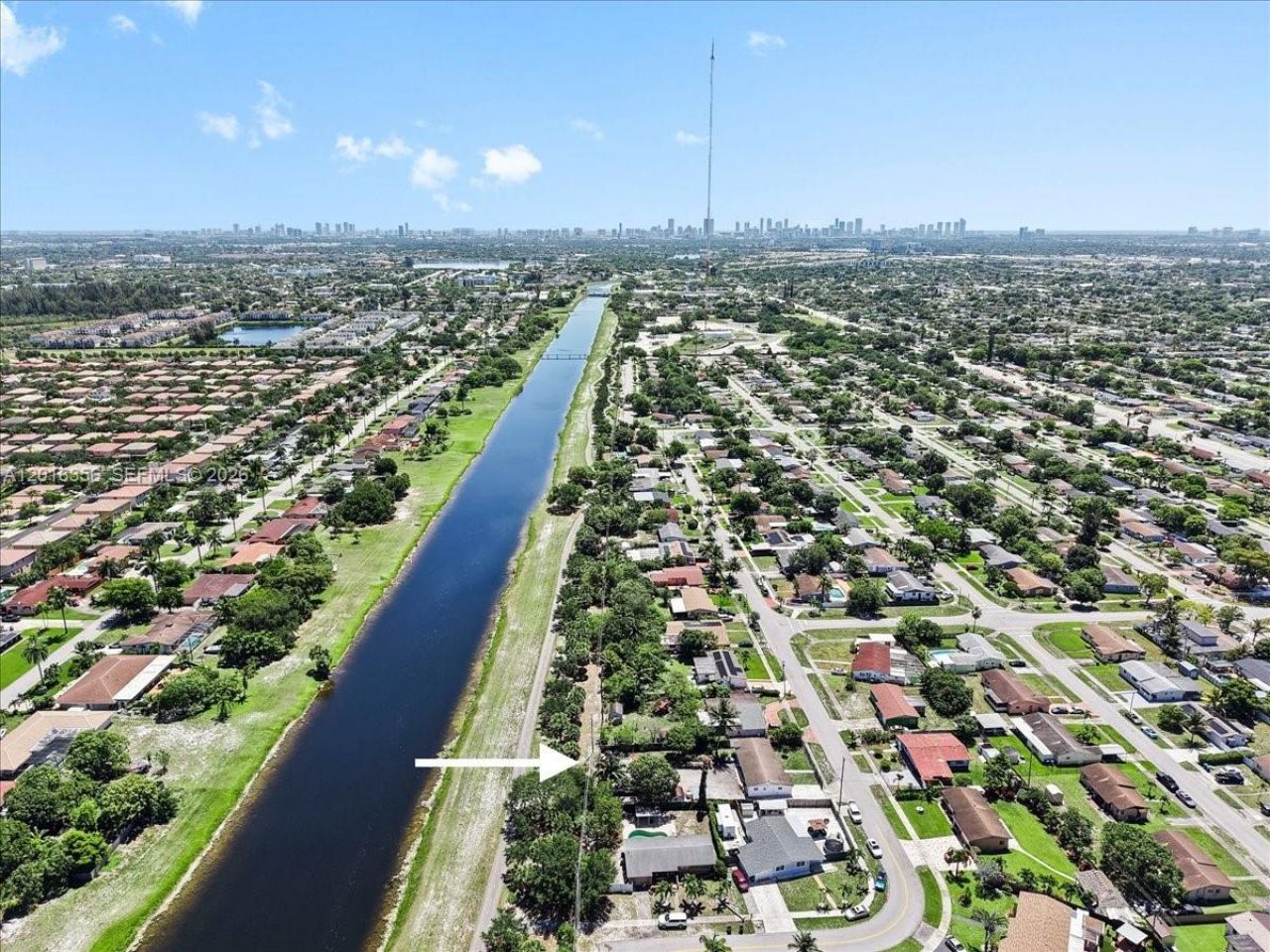 1031 NW 202nd St , Miami Gardens, FL 33169 Photo
