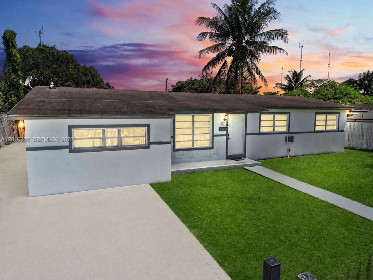 1031 NW 202nd St , Miami Gardens, FL 33169 Photo