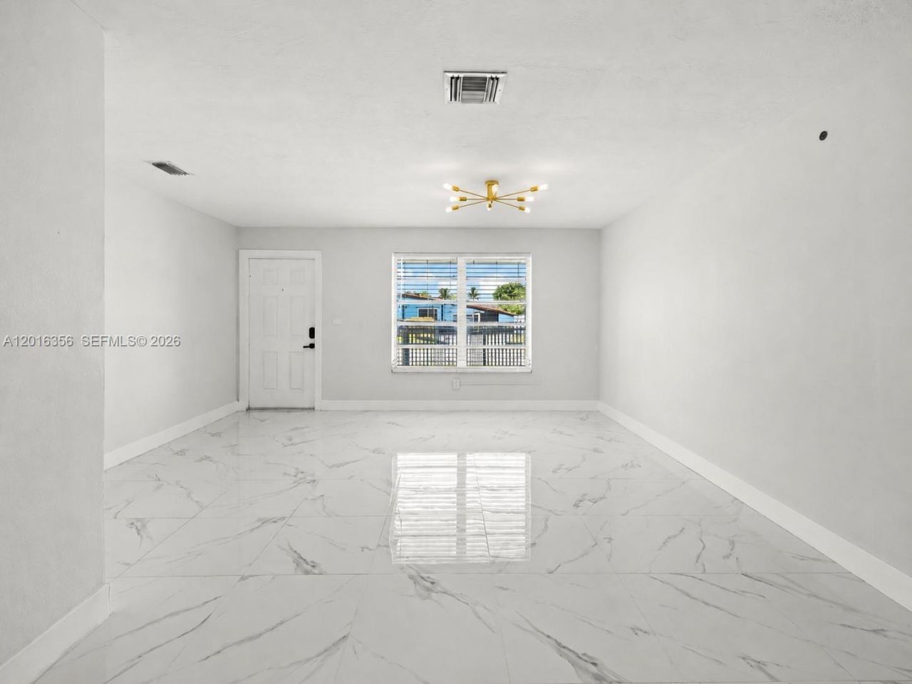 1031 NW 202nd St , Miami Gardens, FL 33169 Photo