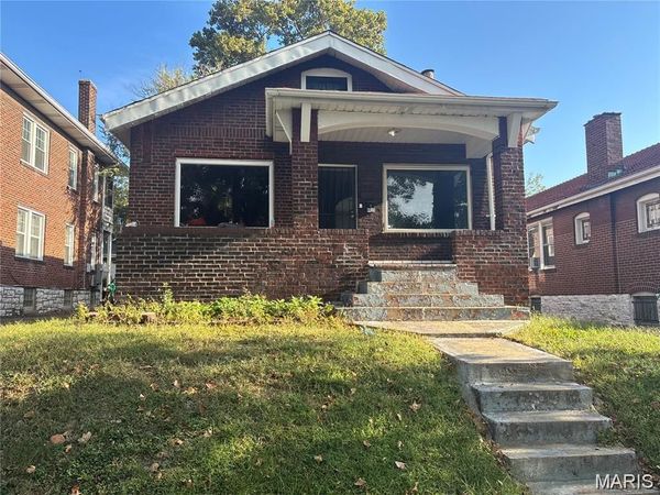 4823 San Francisco Avenue , St Louis, MO 63115