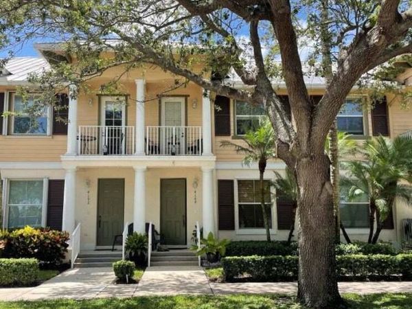 4188 Stadium Drive, Jupiter, FL 33458