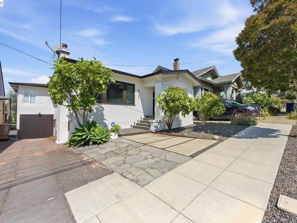 5137 Fairfax Ave, Oakland, CA 94601