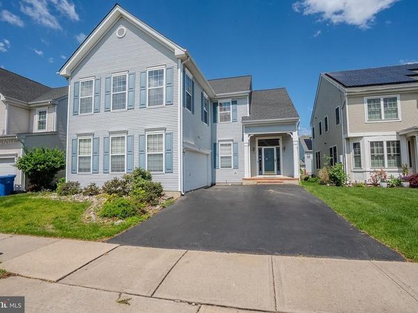31 HAWTHORN DRIVE, PLAINSBORO, NJ 08536