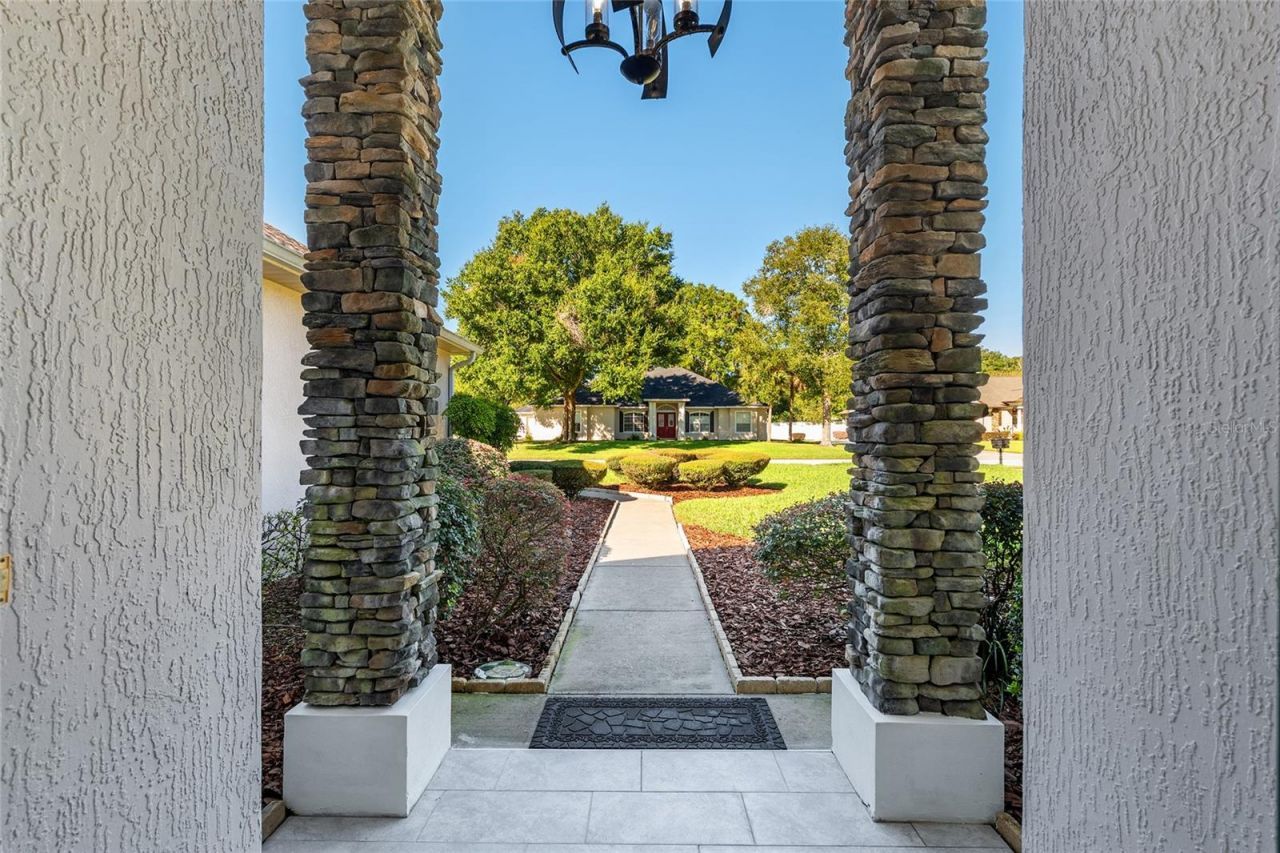 3865 SE 52nd Avenue, Ocala, FL 34480 Photo