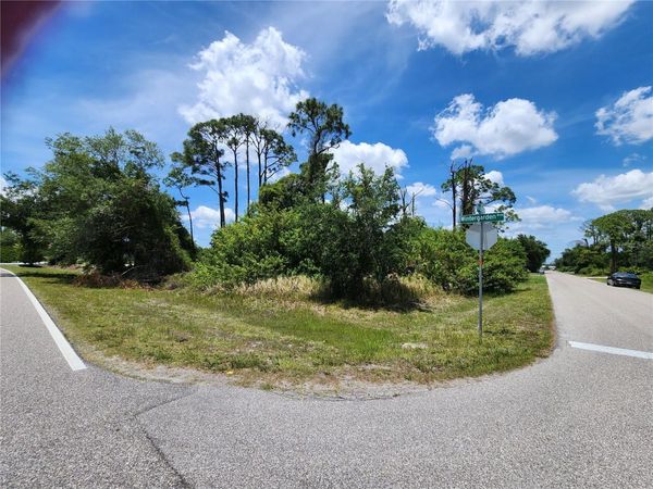 18308 WINTERGARDEN AVENUE , PORT CHARLOTTE, FL 33948