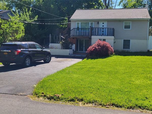 10 Marlorville Road , Wappingers Falls, NY 12590