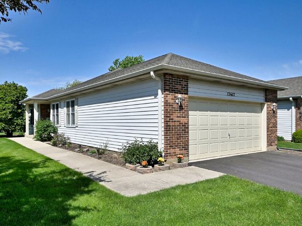 13612 S Magnolia Drive, Plainfield, IL 60544