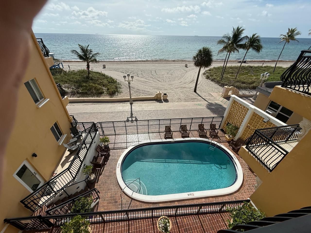 1815 N Surf Road, Unit 402, Hollywood, FL 33019 Photo