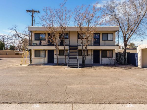 1005 Carlisle Boulevard SE, Albuquerque, NM 87106