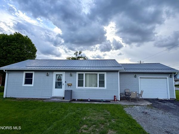 569 N Johnson Street, Ada, OH 45810