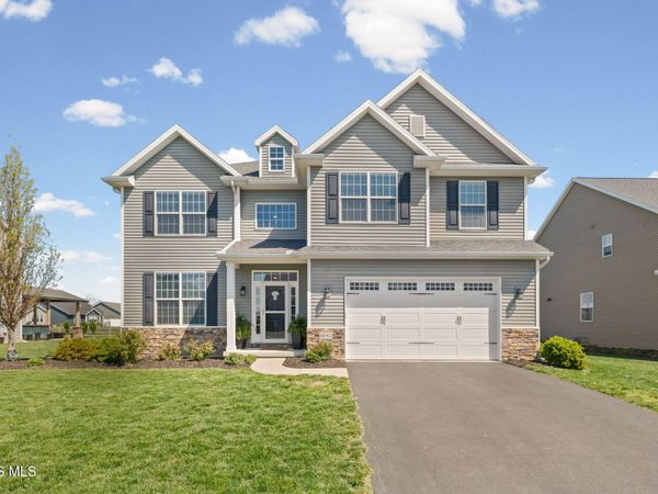 14962 Stonebridge Lane, Perrysburg, OH 43551
