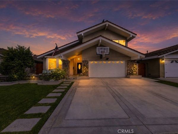 14872 Braeburn Road, Tustin, CA 92780