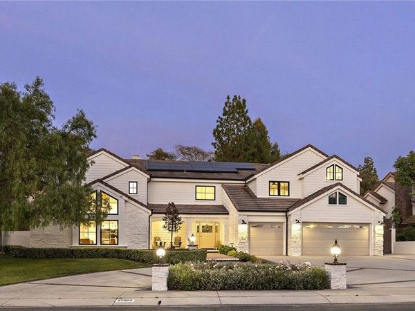 27562 Lost Trail Drive, Laguna Hills, CA 92653