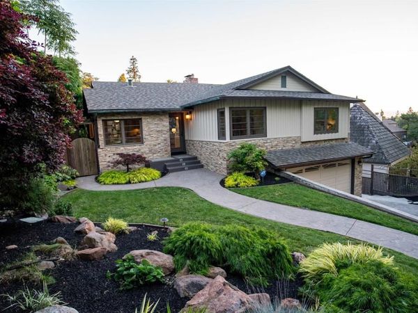 70 St James Pl, Piedmont, CA 94611