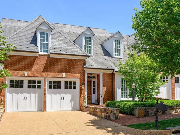 950 MARSH LN, Charlottesville, VA 22903