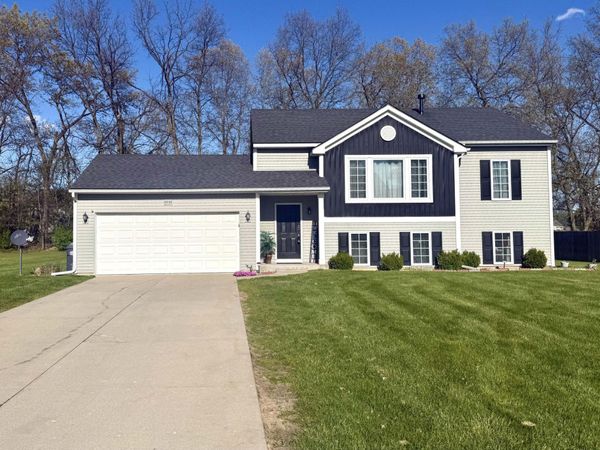 6845 Annandale Drive, Kalamazoo, MI 49009