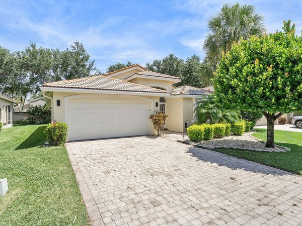 6887 Viale Elizabeth, Delray Beach, FL 33446