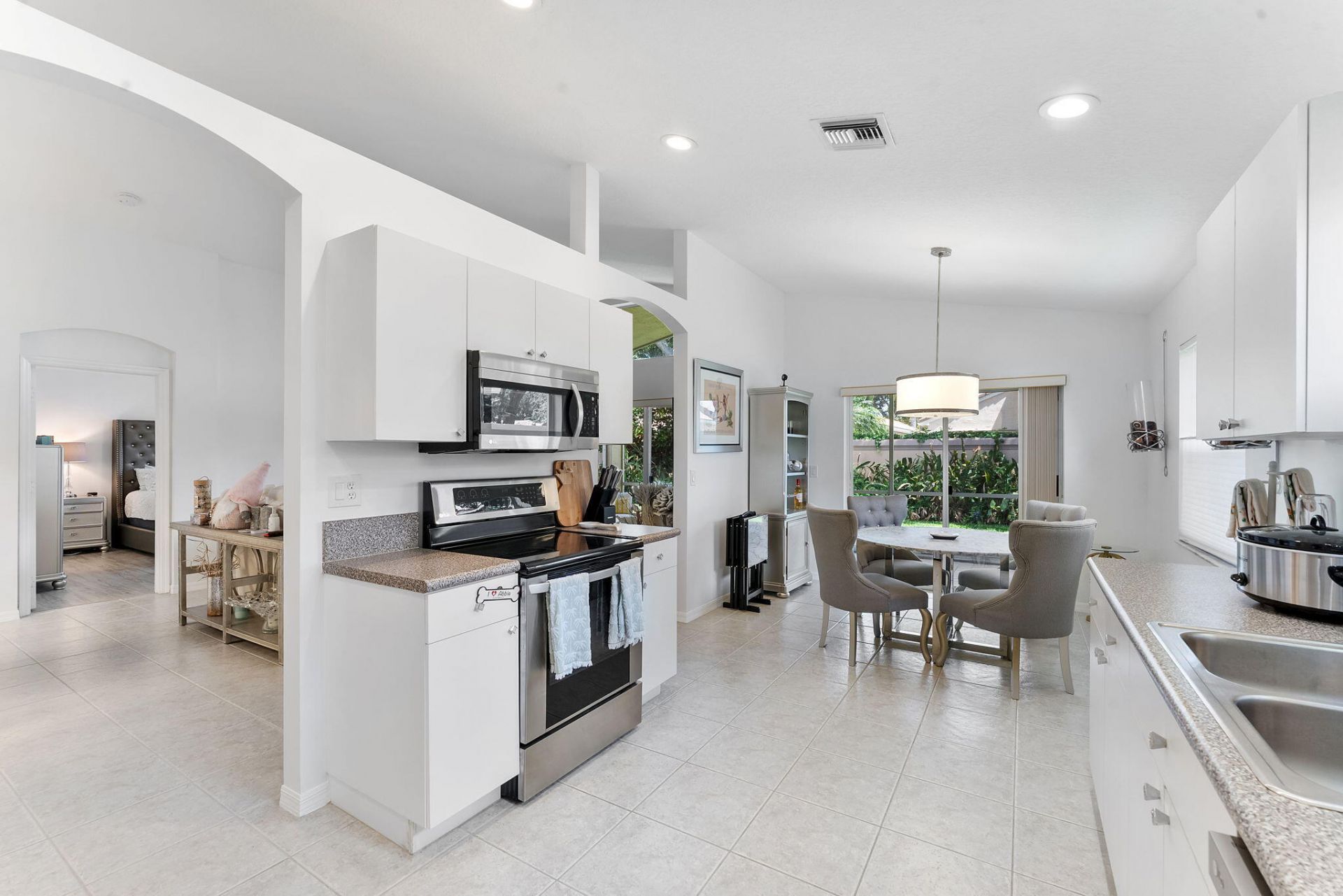 6887 Viale Elizabeth, Delray Beach, FL 33446 Photo