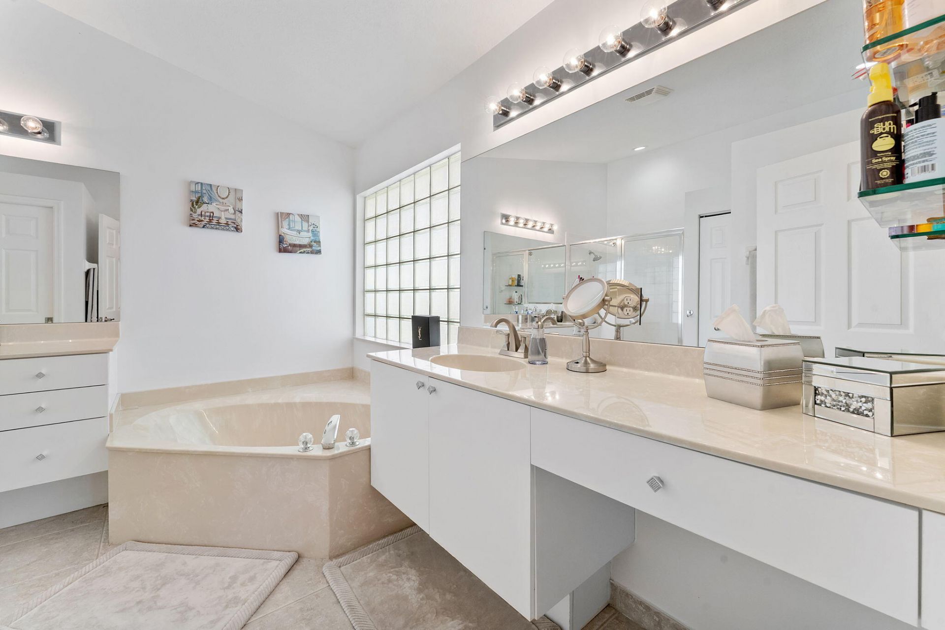 6887 Viale Elizabeth, Delray Beach, FL 33446 Photo