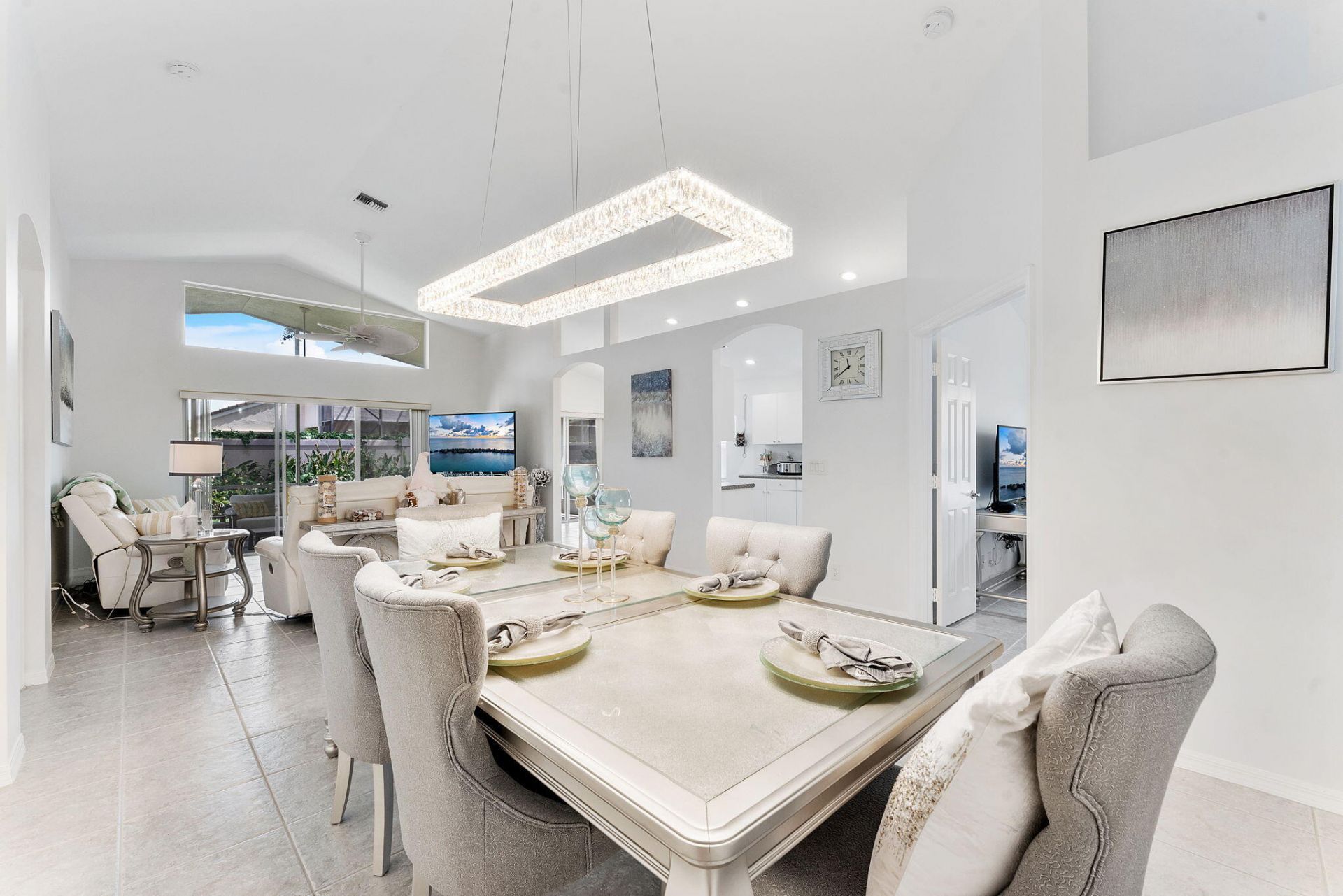6887 Viale Elizabeth, Delray Beach, FL 33446 Photo