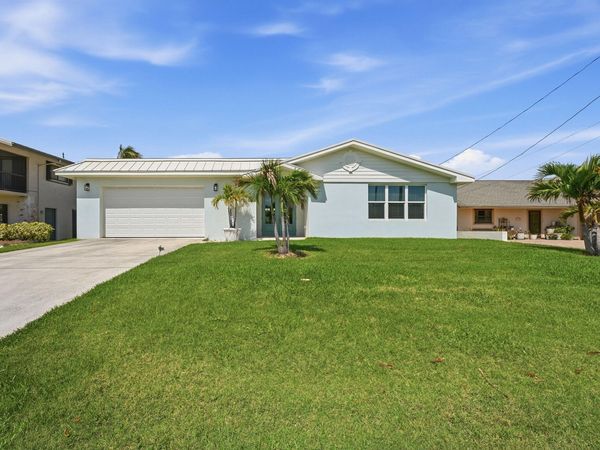 1123 Granada, Hutchinson Island, FL 34949