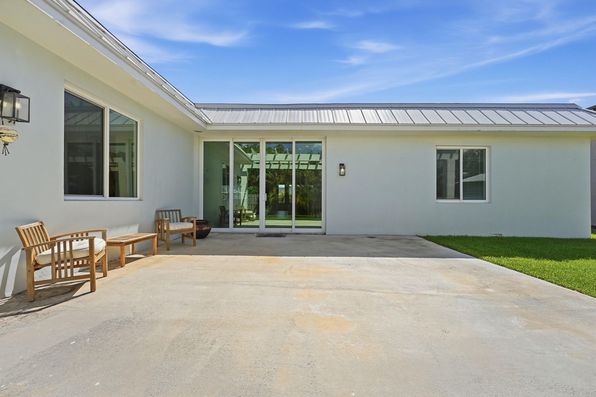 1123 Granada, Hutchinson Island, FL 34949 Photo