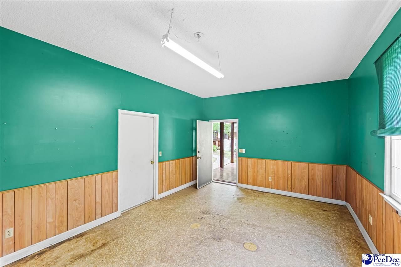 808 Wedgefield Road Photo 36