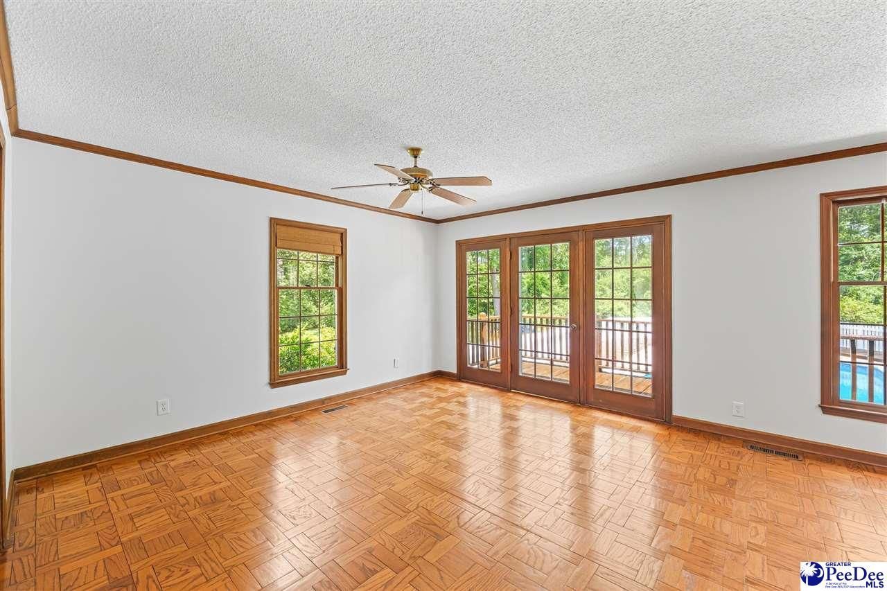 808 Wedgefield Road Photo 7