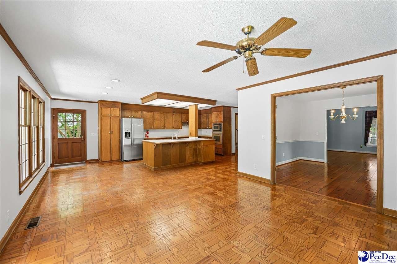 808 Wedgefield Road Photo 8