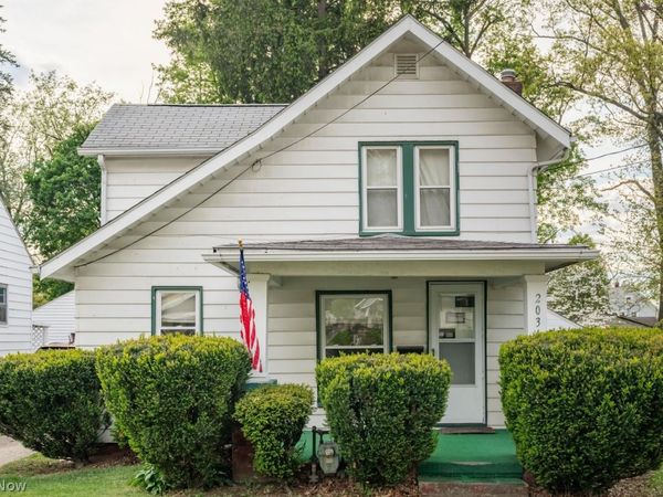 2034 High Street , Cuyahoga Falls, OH 44221