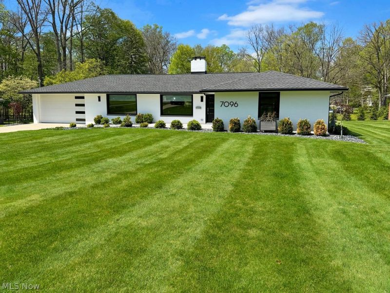 7096 Indian Trail, Youngstown, OH 44514 Photo 2