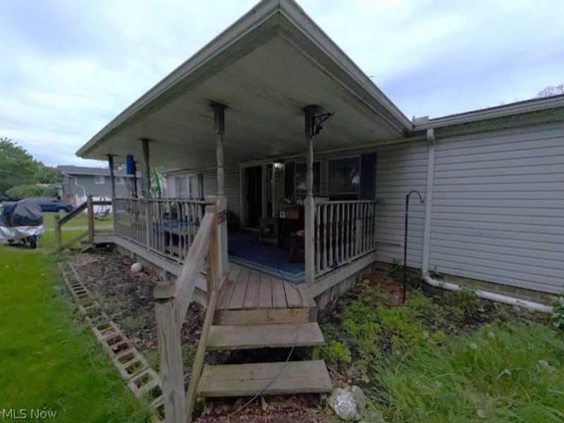 1029 Parkview Avenue, Mc Donald, OH 44437 Photo 2