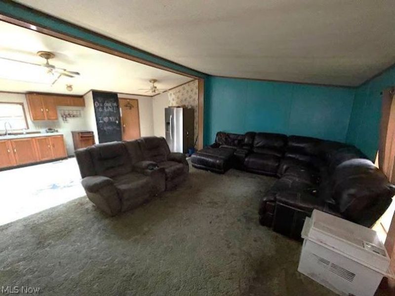 1029 Parkview Avenue, Mc Donald, OH 44437 Photo 5