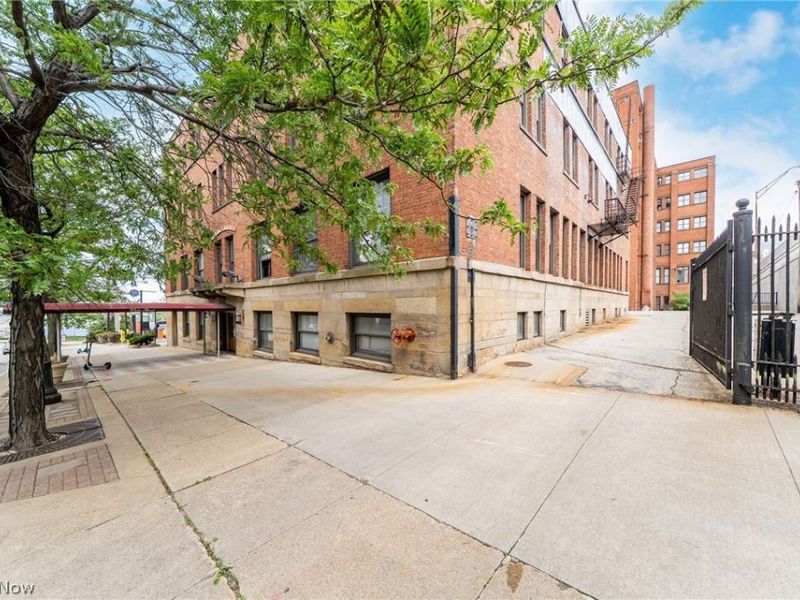 1133 W 9th Street , Unit 305, Cleveland, OH 44113 Photo 26