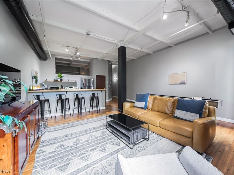 1133 W 9th Street , Unit 305, Cleveland, OH 44113 Photo 4