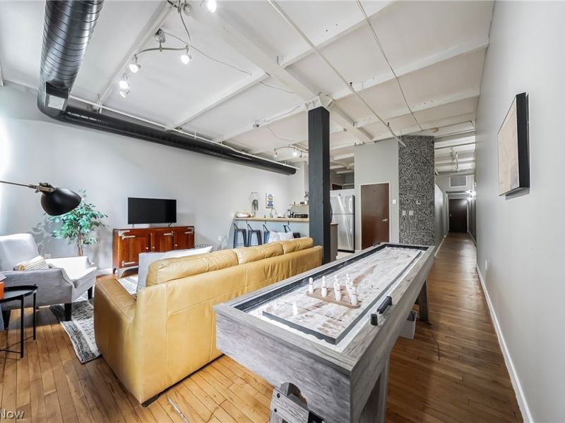 1133 W 9th Street , Unit 305, Cleveland, OH 44113 Photo 5