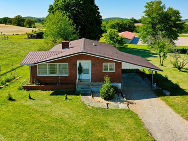 142 Highway 3284 , Monticello, KY 42633