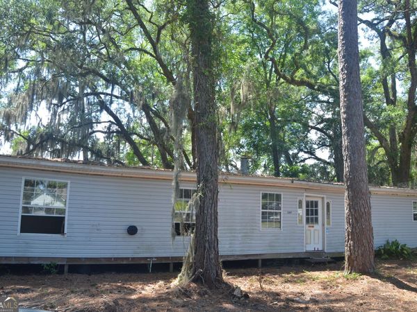 569 Crooked River Drive, Woodbine, GA 31569