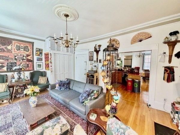 2 Derne, Unit 2, Boston, MA 02114
