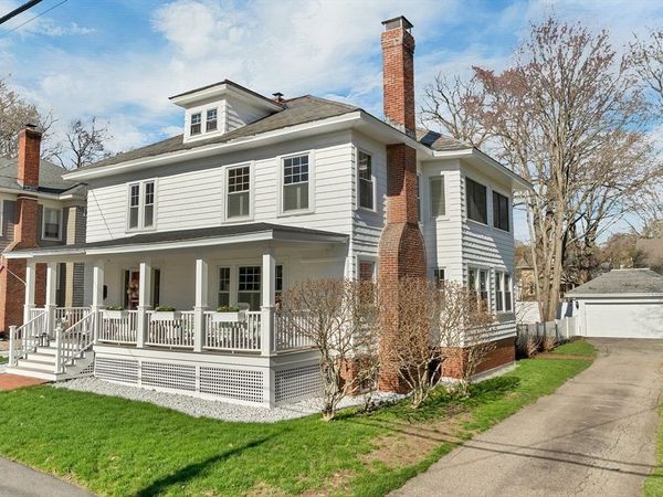 951 Chestnut St, Manchester, NH 03104