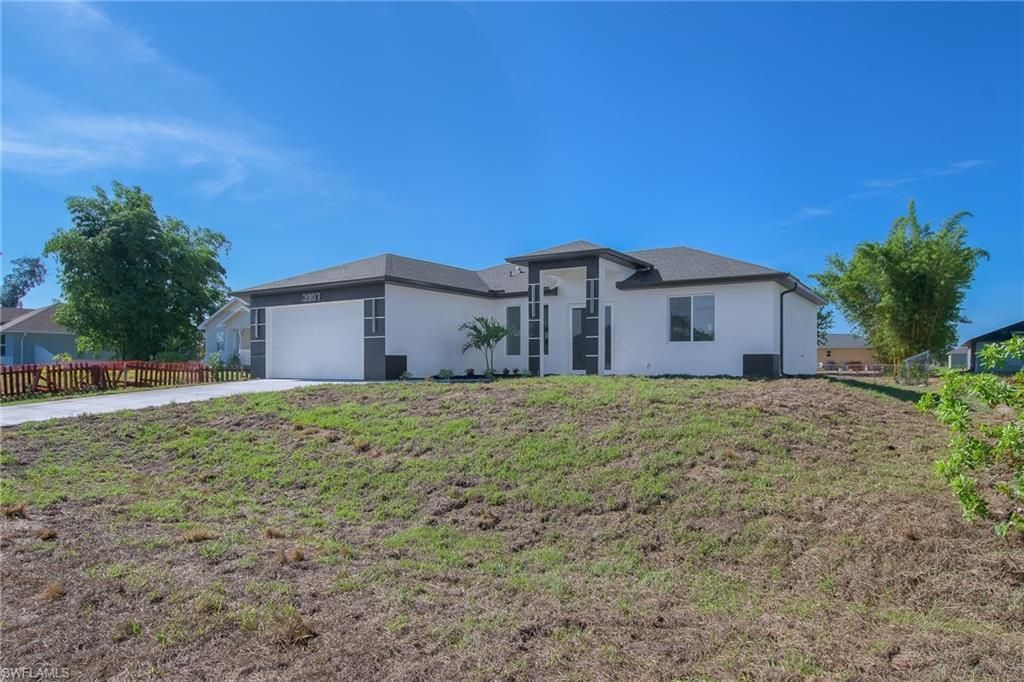 3907 21st St Sw, Lehigh Acres, FL 33976 Photo