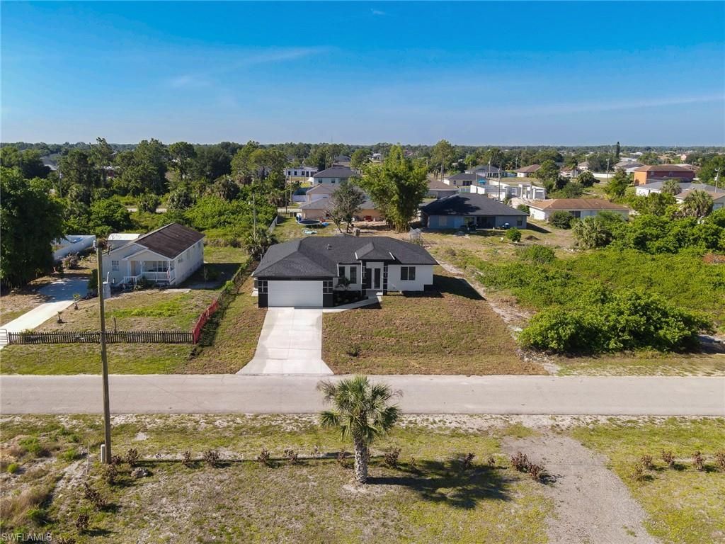3907 21st St Sw, Lehigh Acres, FL 33976 Photo
