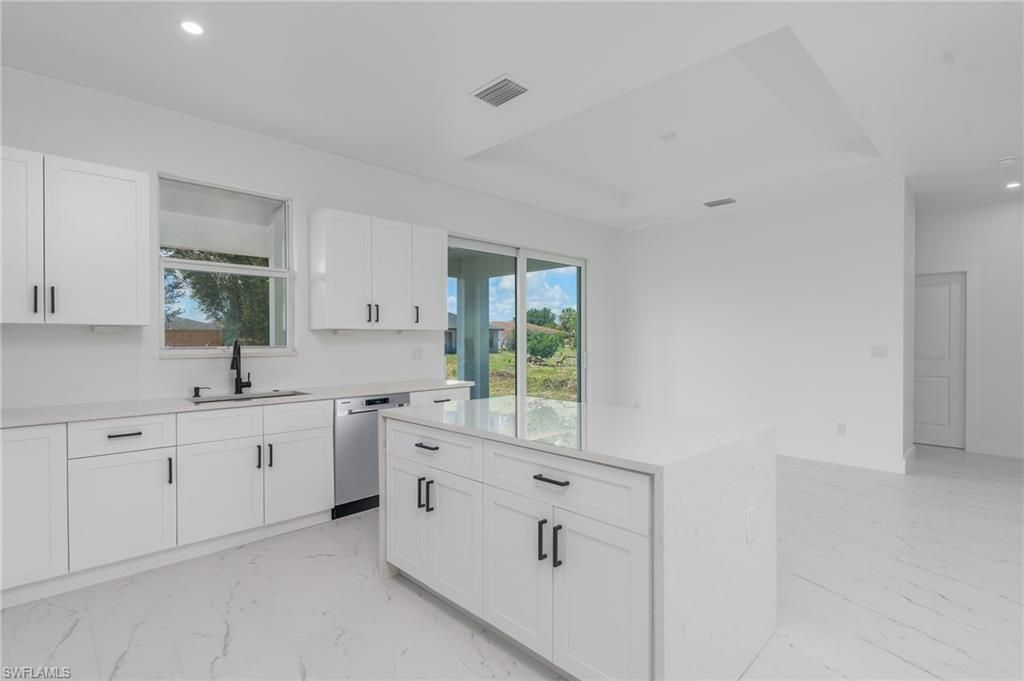 3907 21st St Sw, Lehigh Acres, FL 33976 Photo