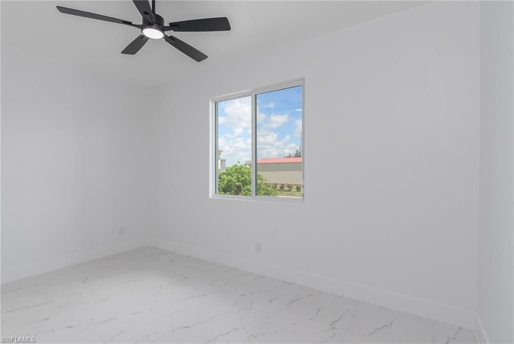 3907 21st St Sw, Lehigh Acres, FL 33976 Photo