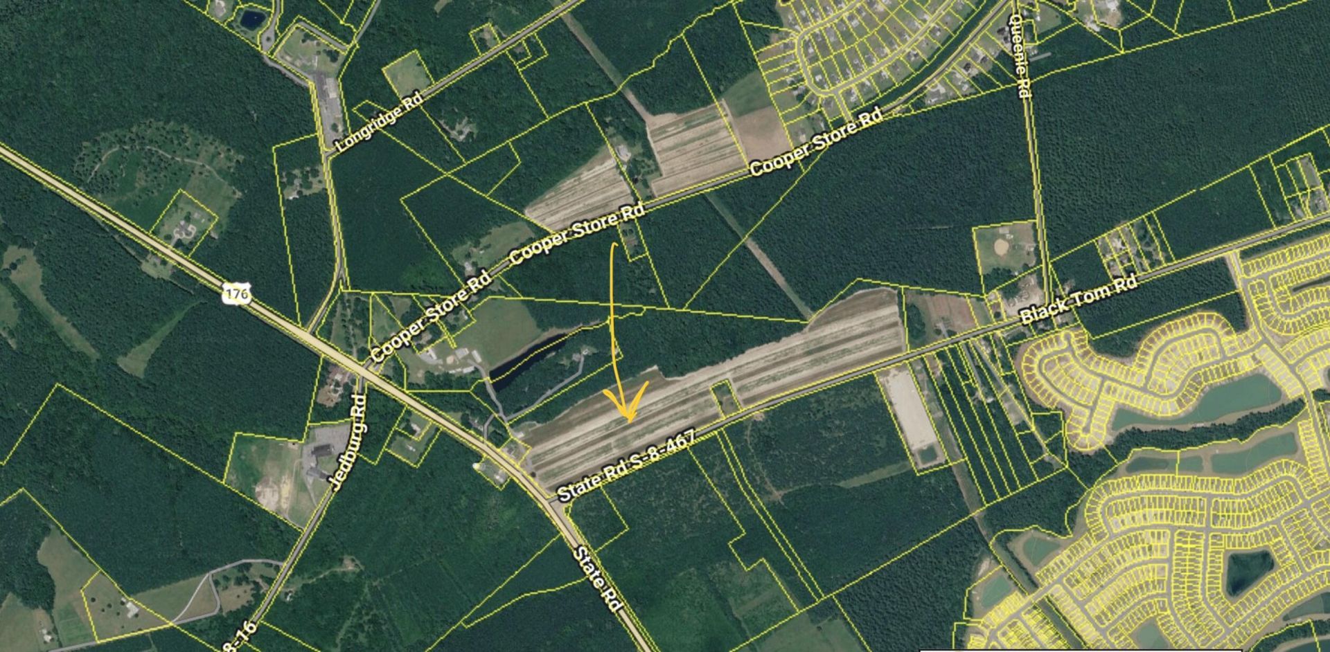 2356 Highway 176  Photo 9