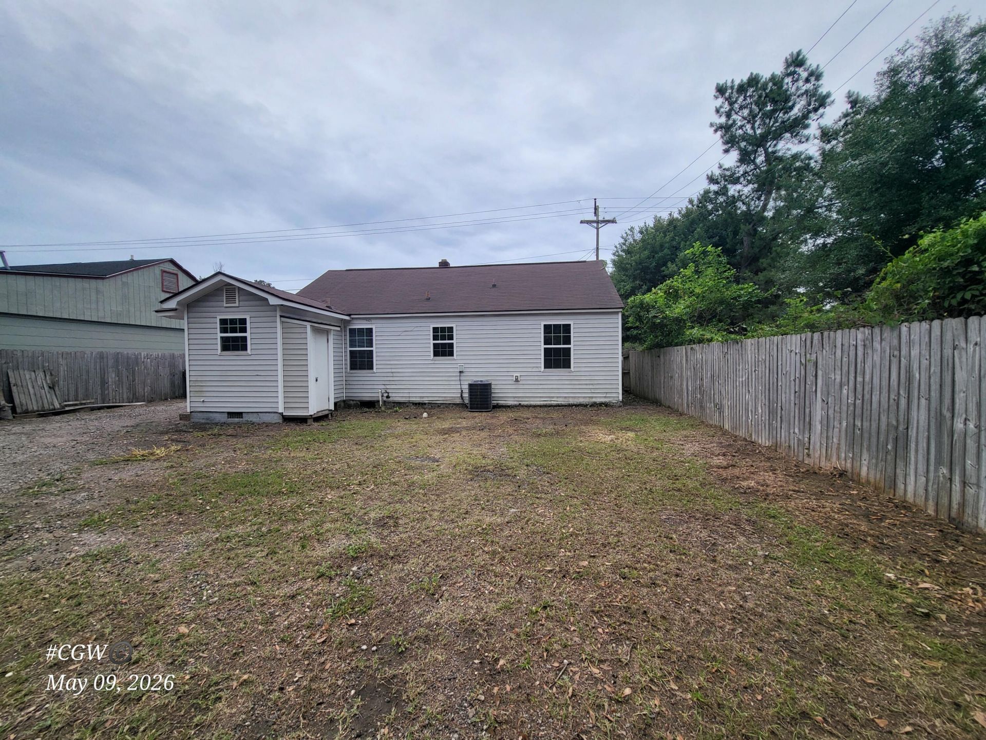 1610 Remount Road  Photo 5