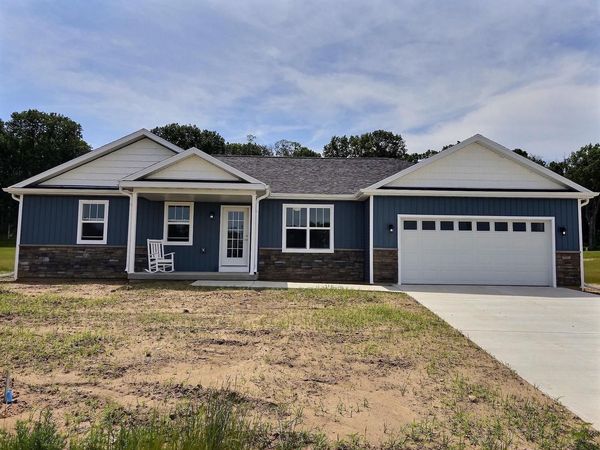 2929 Blue Jay Lane, Portage, WI 53901