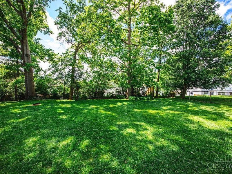 119 Brandenburg Drive, Loveland, OH 45140 Photo 14